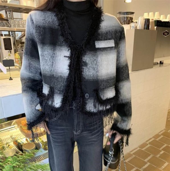 画像4: Women's V-neck  check short jacketJ coat outer Vネックチェックフリンジショート丈ジャケットコートアウター (4)