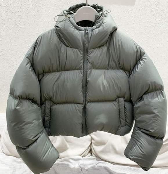 画像12: Women's short length down hoodie jacket   Coat outer  ショート丈ダウンフーディジャケット コートアウター (12)