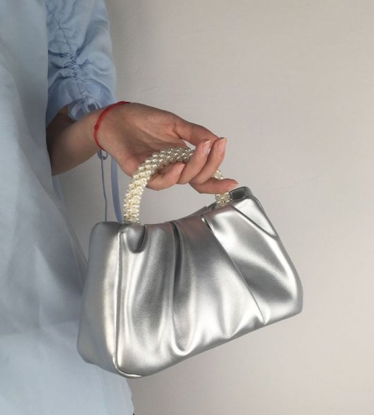 画像10: pearl handle leather under arm shoulder tote bag　男女兼用ユニセックスパールハンドルレザーアンダーアームショルダートートバッグ (10)