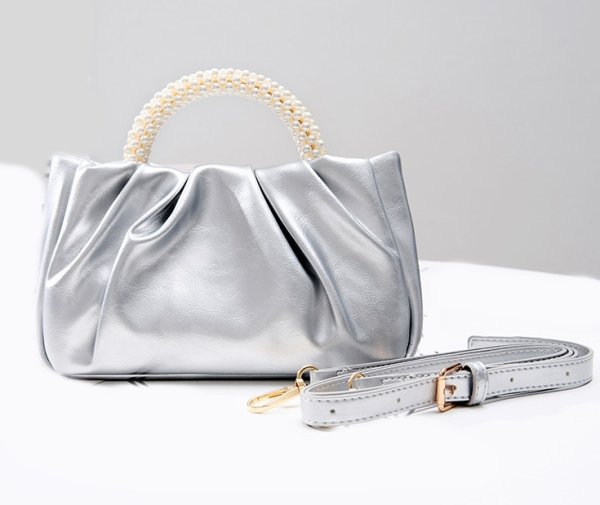 画像4: pearl handle leather under arm shoulder tote bag　男女兼用ユニセックスパールハンドルレザーアンダーアームショルダートートバッグ (4)