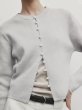 画像2: Women's Versatile Button Short Round Neck Knitted Cardigan sweater 　ファッションボタンショート丈ラウンドネックカーディガンセーターニット (2)