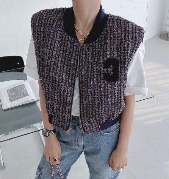 画像4: Women's V-neck letter patch design loose casual versatile sleeveless vest jacket　ツイードレターエンブレムVネックベストジレ (4)