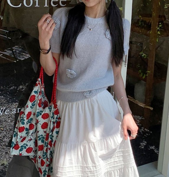 画像9: Women's sweet soft waxy three-dimensional flower round neck sweater　立体フラワーモチーフラウンドネック半袖セーター (9)