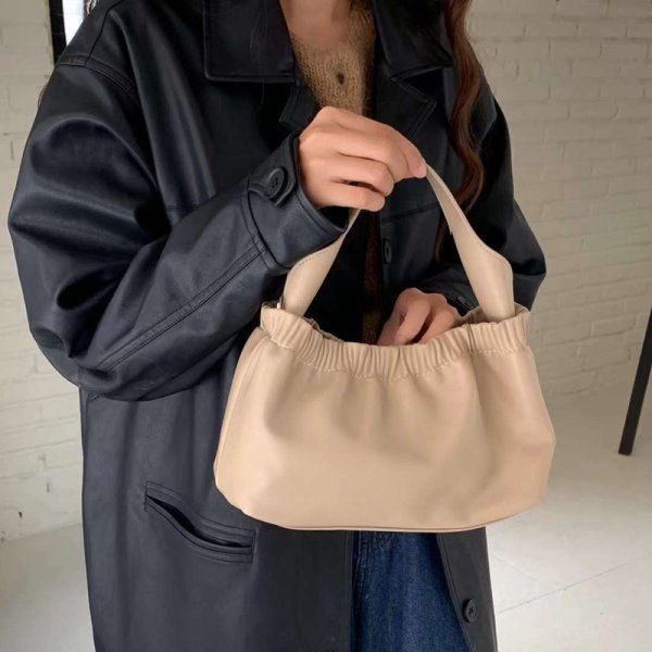 画像6: One Shoulder ruffle Under Arm Tote Shoulder Bag 　ワンショルダーワッフルアンダーアームトートショルダーバッグ (6)