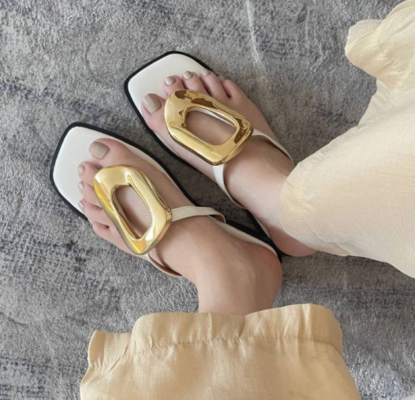 画像6: gold buckle flat Thong sandals slippers casual shoes  　ユニセックスゴールドバックル フラットトングサンダルスリッパ (6)