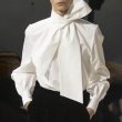 画像1: Women's  neck scarf tied design versatile temperament shirtshirt long sleeve　ネックスカーフネクタイデザインブラウス Tシャツチュニック (1)