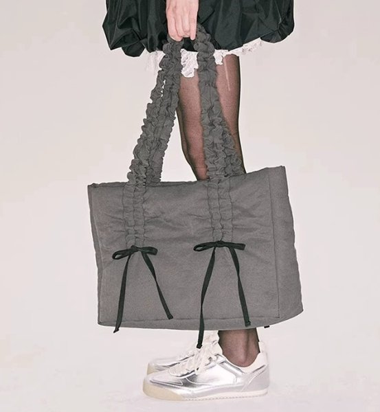 画像10: pleated cloud ribbon tote shoulder bag　ギャザーハンドル リボン付きトートショルダバッグ 通勤通学ショッピング (10)