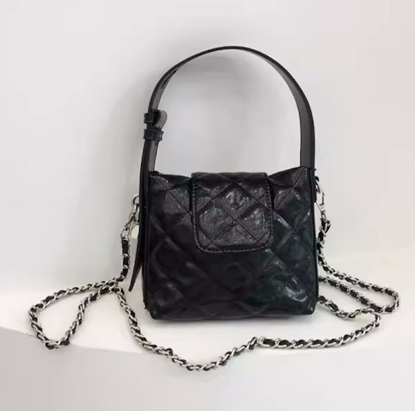 画像18: quilted leather Mini tote shoulder 2WAY bag　ユニセックス男女兼用キルティングレザー ミニトートショルダーバッグ (18)