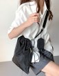 画像5: nylon drawstring bucket tote shoulder bag　ユニセックス男女兼用ナイロン巾着コバック付きバケットトートショルダーバッグ (5)