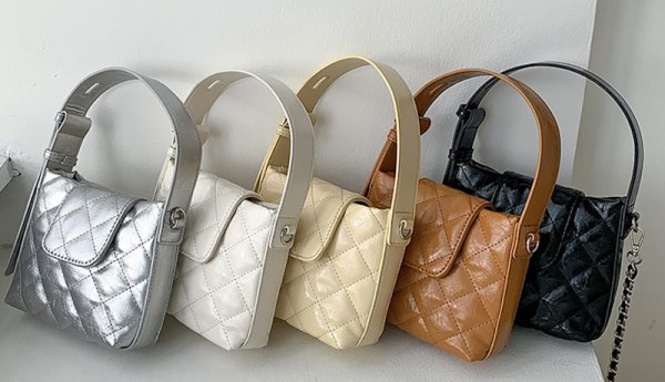 画像9: quilted leather Mini tote shoulder 2WAY bag　ユニセックス男女兼用キルティングレザー ミニトートショルダーバッグ (9)