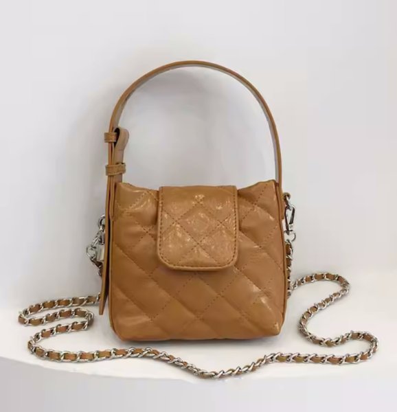 画像16: quilted leather Mini tote shoulder 2WAY bag　ユニセックス男女兼用キルティングレザー ミニトートショルダーバッグ (16)