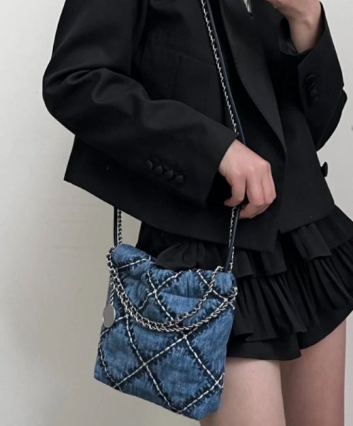 画像9: Washed Denim Diamond Car Stitch Single Chain Shoulder Crossbody  Tote Bag　デニムダイアモンドステッチチェーンショルダークロスボディートートバッグ (9)
