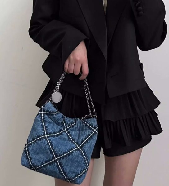 画像3: Washed Denim Diamond Car Stitch Single Chain Shoulder Crossbody  Tote Bag　デニムダイアモンドステッチチェーンショルダークロスボディートートバッグ (3)