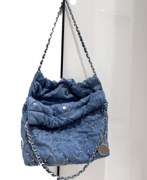 画像4: silver studs Denim Diamond Car Stitch Single Chain Shoulder Crossbody  Tote Bag　シルバースタッズ付きデニムダイアモンドステッチチェーンショルダークロスボディートートバッグ (4)