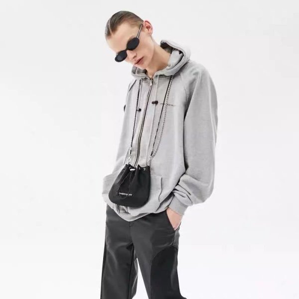 画像3:  chain drawstring  small bucket chain drawstring nylon waterproof small  crossbody bag Tote Shoulder Bag　バケットチェーン巾着ナイロン防水スモールクロスボディバッグトートショルダーバッグ (3)