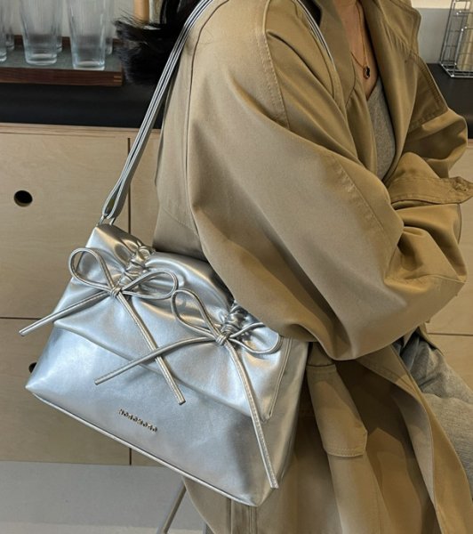 画像10: leather ribbon square crossbody bag　レザーリボンスクエアクロスボディバッグトートショルダー２WAYバッグ (10)