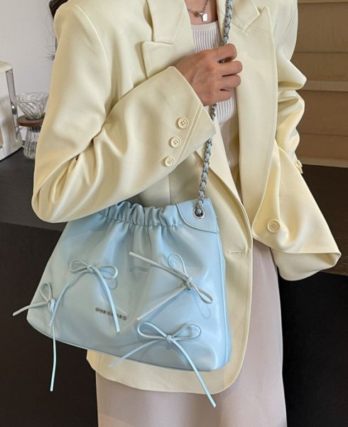 画像8: Leather Ribbon Pleated Cloud Bucket Crossbody Bag　レザーリボンプリーツクラウドバケットクロスボディバッグトートショルダー２WAYバッグ (8)