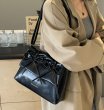 画像6: leather ribbon square crossbody bag　レザーリボンスクエアクロスボディバッグトートショルダー２WAYバッグ (6)