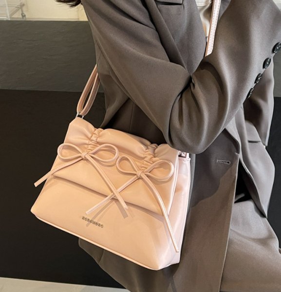 画像13: leather ribbon square crossbody bag　レザーリボンスクエアクロスボディバッグトートショルダー２WAYバッグ (13)