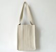 画像11: unisex Knit striped one-shoulder bag tote  bag　男女兼用ニット ストライプ ワンショルダーバッグ (11)