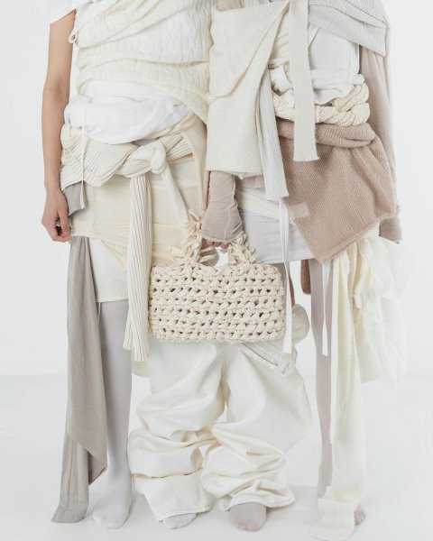 画像2: Handheld pleated fringe basket tote bag　ハンドヘルド プリーツフリンジ 籠かごトートバッグ (2)