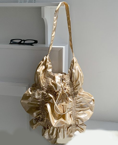 画像6: Pleated drawstring elastic large capacity single shoulder cloud bag tote bag　ショルダーユニセックスプリーツクラウド巾着ショルダートートバッグ (6)