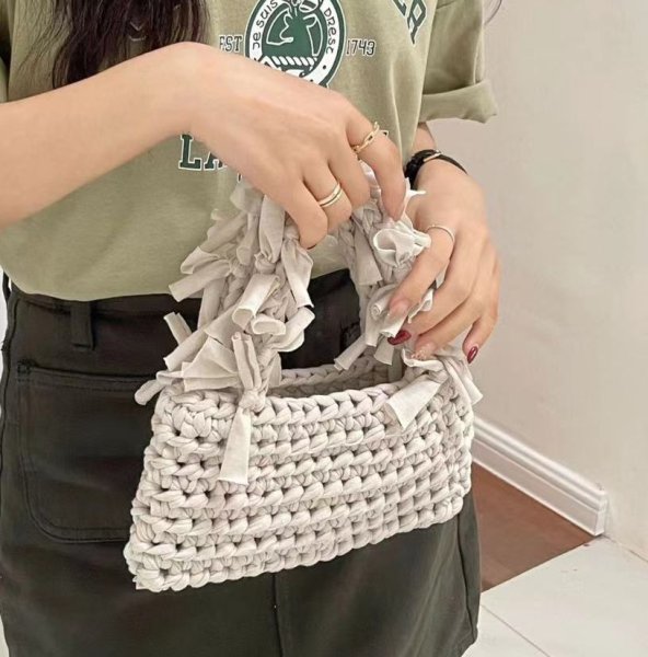 画像7: Handheld pleated fringe basket tote bag　ハンドヘルド プリーツフリンジ 籠かごトートバッグ (7)