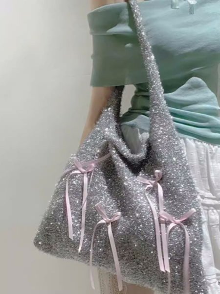 画像2: Shiny silver pink ribbon shoulder tote bag　シャイニーシルバーピンクのリボン ショルダートートバッグ (2)