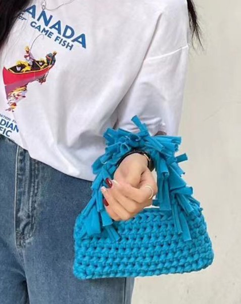 画像4: Handheld pleated fringe basket tote bag　ハンドヘルド プリーツフリンジ 籠かごトートバッグ (4)