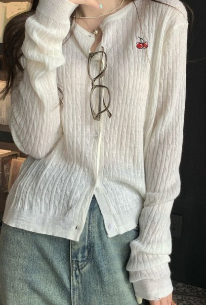 画像4: Women's Cherry embroidery sunscreen cardigan knit　チェリー刺繍薄手クールネックカーディガン (4)