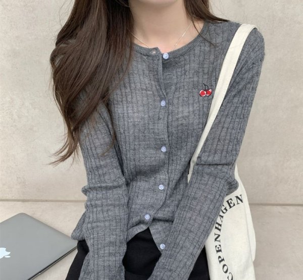 画像5: Women's Cherry embroidery sunscreen cardigan knit　チェリー刺繍薄手クールネックカーディガン (5)