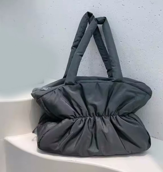 画像7: Pleated Ruffle Handheld Tote Shoulder Bag　プリーツラッフルハンドヘルドトートショルダーバッグ (7)