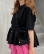 画像1:  Round neck ruffle hem beaded pullover T-shirt　ラウンドネックフリル裾パールプルオーバー T シャツコットン フリルラウンドネック半袖 Tシャツ (1)