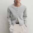 画像1: Women's French fashion stylish buttoned short round neck knit cardigan jacket  knit　おしゃれボタンフレンチカーディガンニット (1)