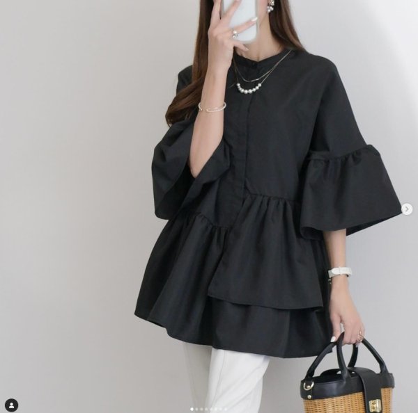 画像4: Women's Bell sleeve loose mid-length blouse shirt blouse 　ベルスリーブルーズミドル丈ブラウスシャツブラウス (4)