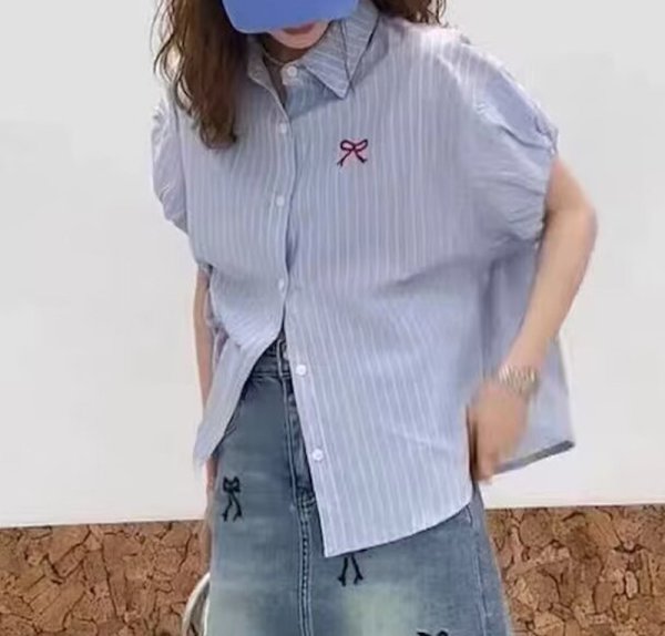 画像2: Women's Embroidered ribbon stripe puff sleeve shirt blouse 　刺繍リボンストライプパフスリーブシャツブラウスTシャツ (2)