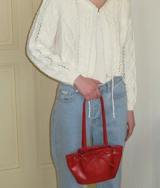 画像13: Bow shoulder ribbon tote shoulder underarm bag　ボウ弓型リボンレザートートショルダーアンダーアームバッグ (13)