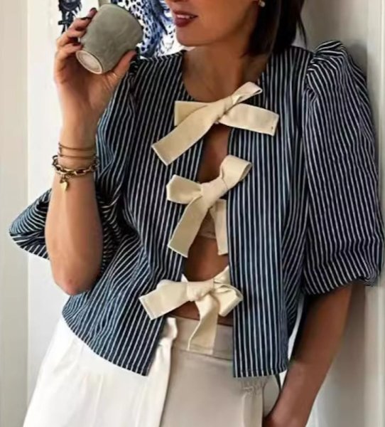 画像4: Women's French Striped lace-up ribbon loose blouse　フレンチストライプボーダーレースアップリボン結びシャツブラウス (4)