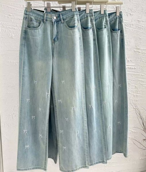 画像2: Ribbon embroidered denim jeans high waist wide pants 　ハイウエストリボン 刺繍デニムジーンズワイド パンツ (2)