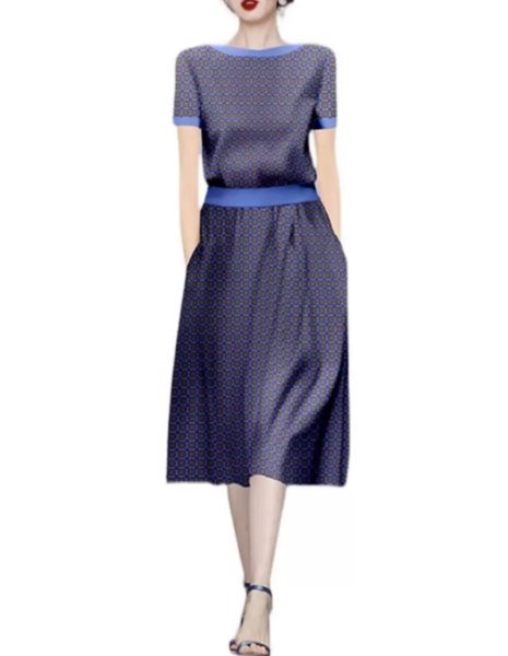 画像2: Women's Lightweight casual all-over print T-shirt and skirt two-piecesetup 　薄手カジュアル総柄 Tシャツスカートツーピースセットアップ (2)