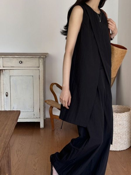 画像7: Women's French design slit vest & high waist wide pants suit  フレンチデザインスリットベスト＆ハイウエストワイドパンツスーツ (7)