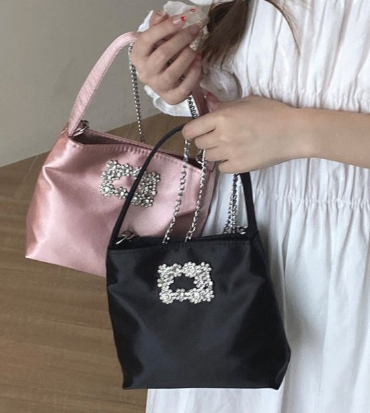 画像7: Single Shoulder Rhinestone Satin Square Tote Shoulder Crossbody Bag　シングルワンハンドルラインストーンサテンスクエアトートショルダークロスボディトートショルダークロスボディーバッグかばん (7)