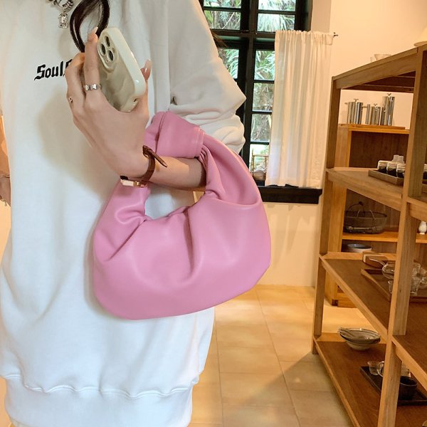 画像7: Leather one-handle croissant half-moon tote bag　レザーワンハンドルクロワッサン半月トートバッグ (7)