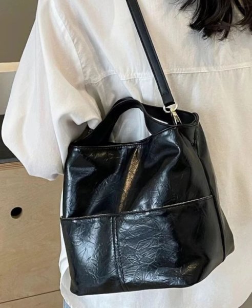 画像9: Dual-purpose shoulder and crossbody bag　レザーデュアルパーパスショルダートートバッグ (9)