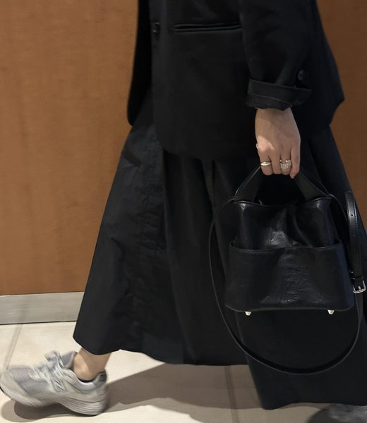 画像11: Dual-purpose shoulder and crossbody bag　レザーデュアルパーパスショルダートートバッグ (11)