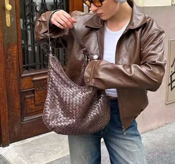 画像4: Mesh woven leather large shoulder tote bag　メッシュ編み込みレザーラージショルダートートバッグ (4)