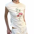 画像1: Strawberry print round neck short length T-shirt　　ストロベリープリントラウンドネックショート丈Tシャツ (1)
