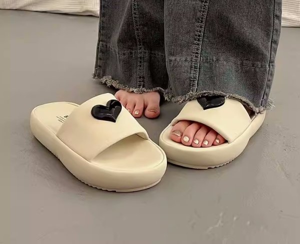 画像2: Women's  Heart Point Platform Sandals Slippers Flip Flops　ユニセックスハートポイントプラットフォーム厚底サンダルスリッパ  (2)