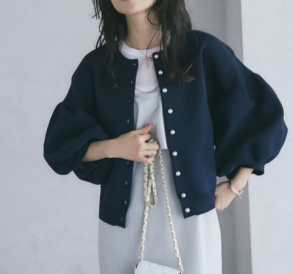 画像9: Women's Pearl button lantern sleeve cardigan that can be worn both front and back　パールボタンランタン スリーブ前と後ろの両方着用可能カーディガン (9)