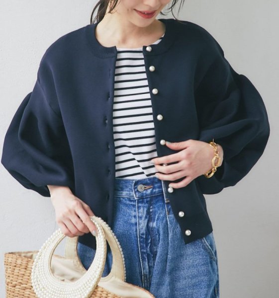 画像4: Women's Pearl button lantern sleeve cardigan that can be worn both front and back　パールボタンランタン スリーブ前と後ろの両方着用可能カーディガン (4)